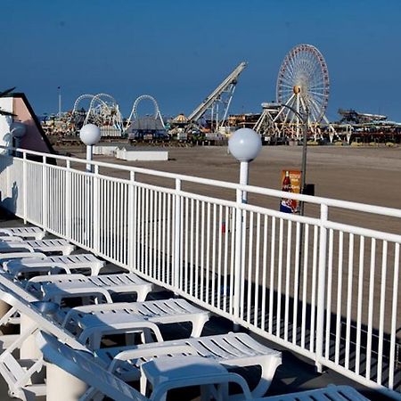 Heart Of Wildwood Boardwalk Motel ภายนอก รูปภาพ