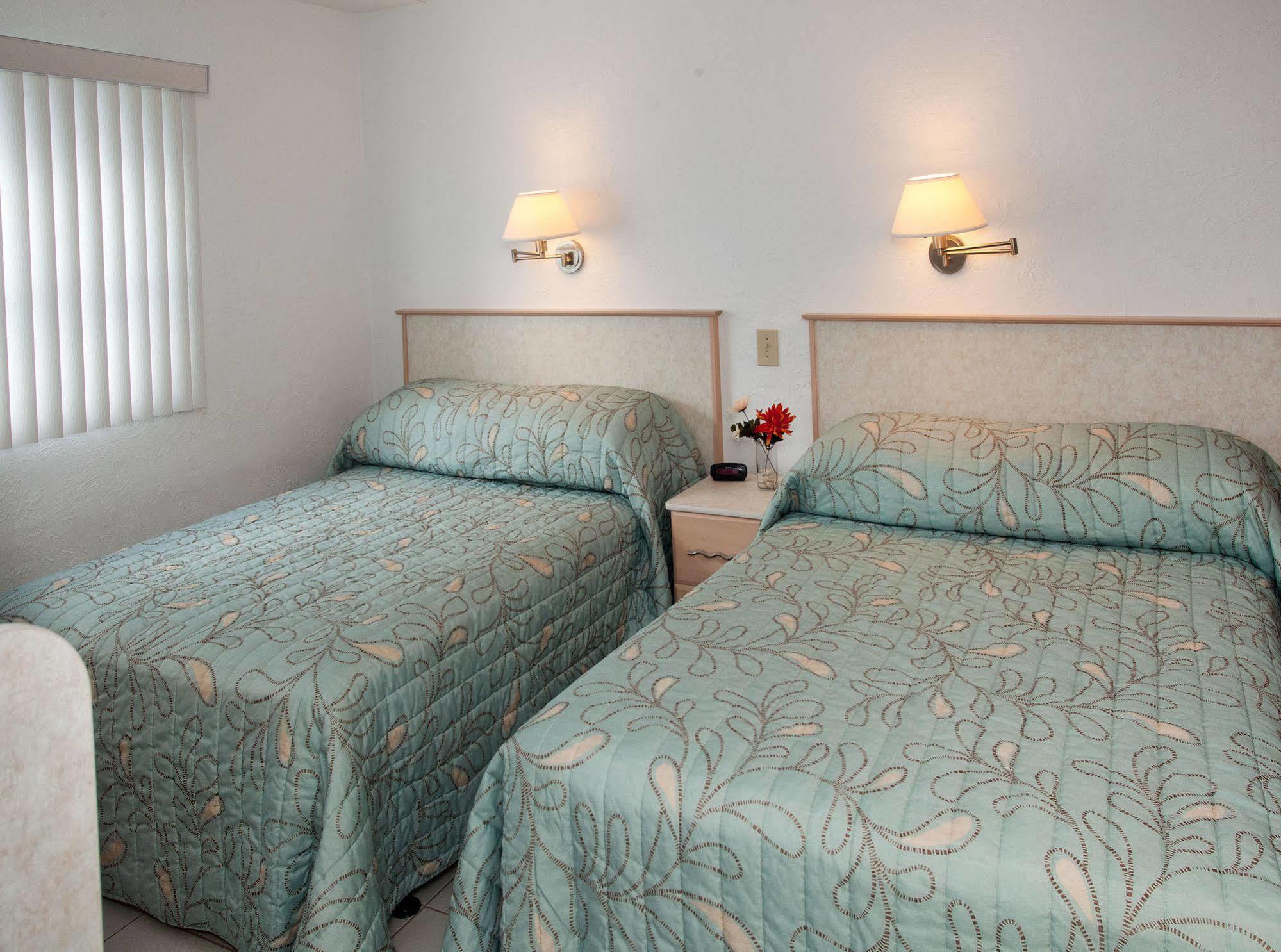 Heart Of Wildwood Boardwalk Motel ภายนอก รูปภาพ