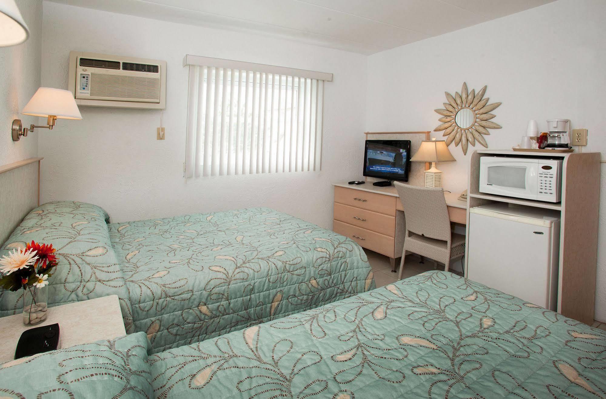 Heart Of Wildwood Boardwalk Motel ภายนอก รูปภาพ