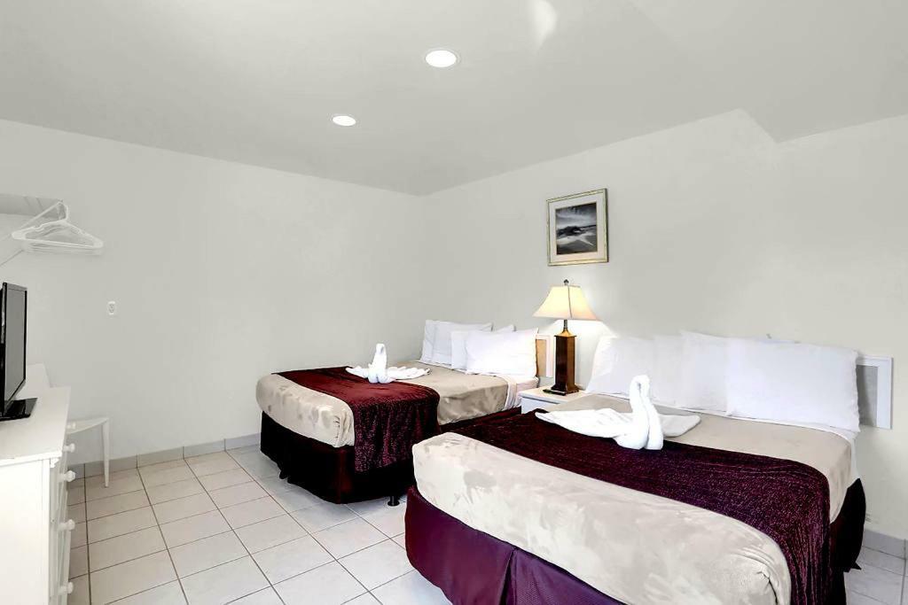 Heart Of Wildwood Boardwalk Motel ภายนอก รูปภาพ